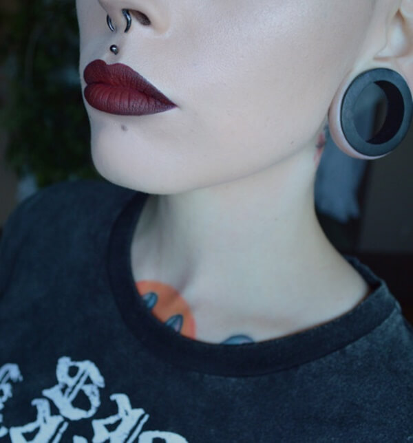 philtrum piercing (94)