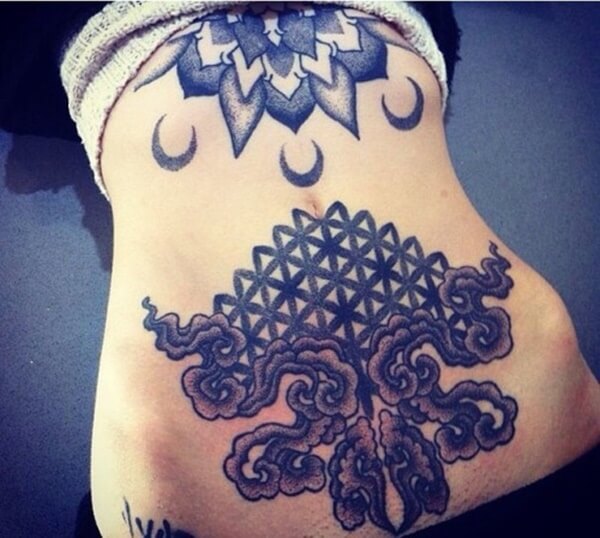 stomach-tattoos-ideas-39