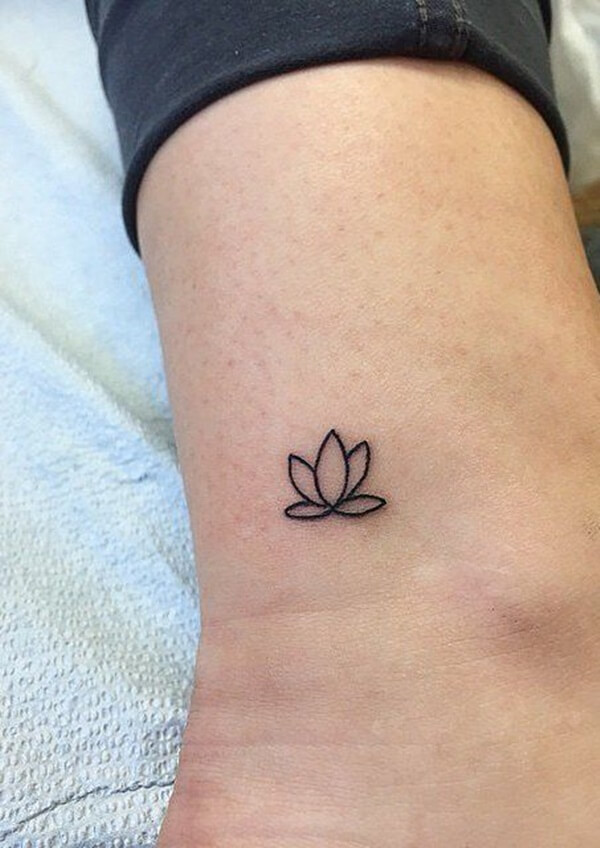 tiny tattoo designs (19)