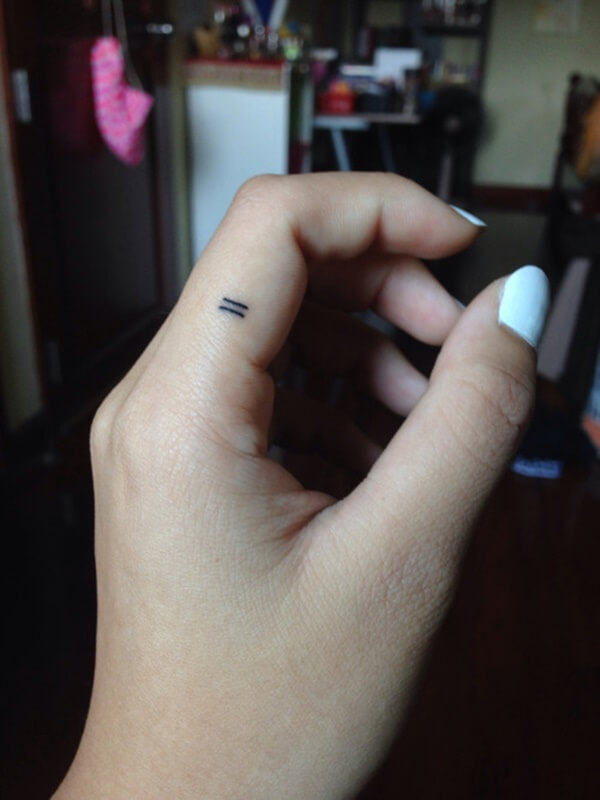 tiny tattoo designs (55)